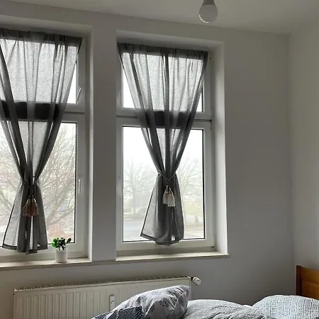 Am Bahnhof Apartment *